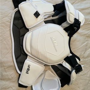 Medium Lacross STX Shadow unlimited chest pad/ protector